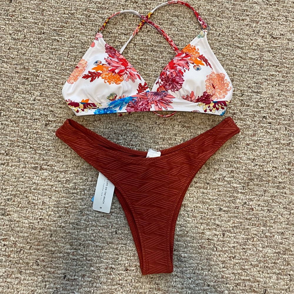 CUPSHE Floral Printed Textured Bikini